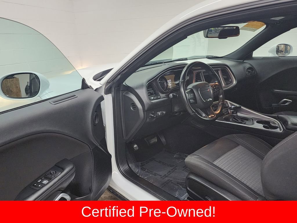 Certified 2022 Dodge Challenger SXT w/ Blacktop Package image 11