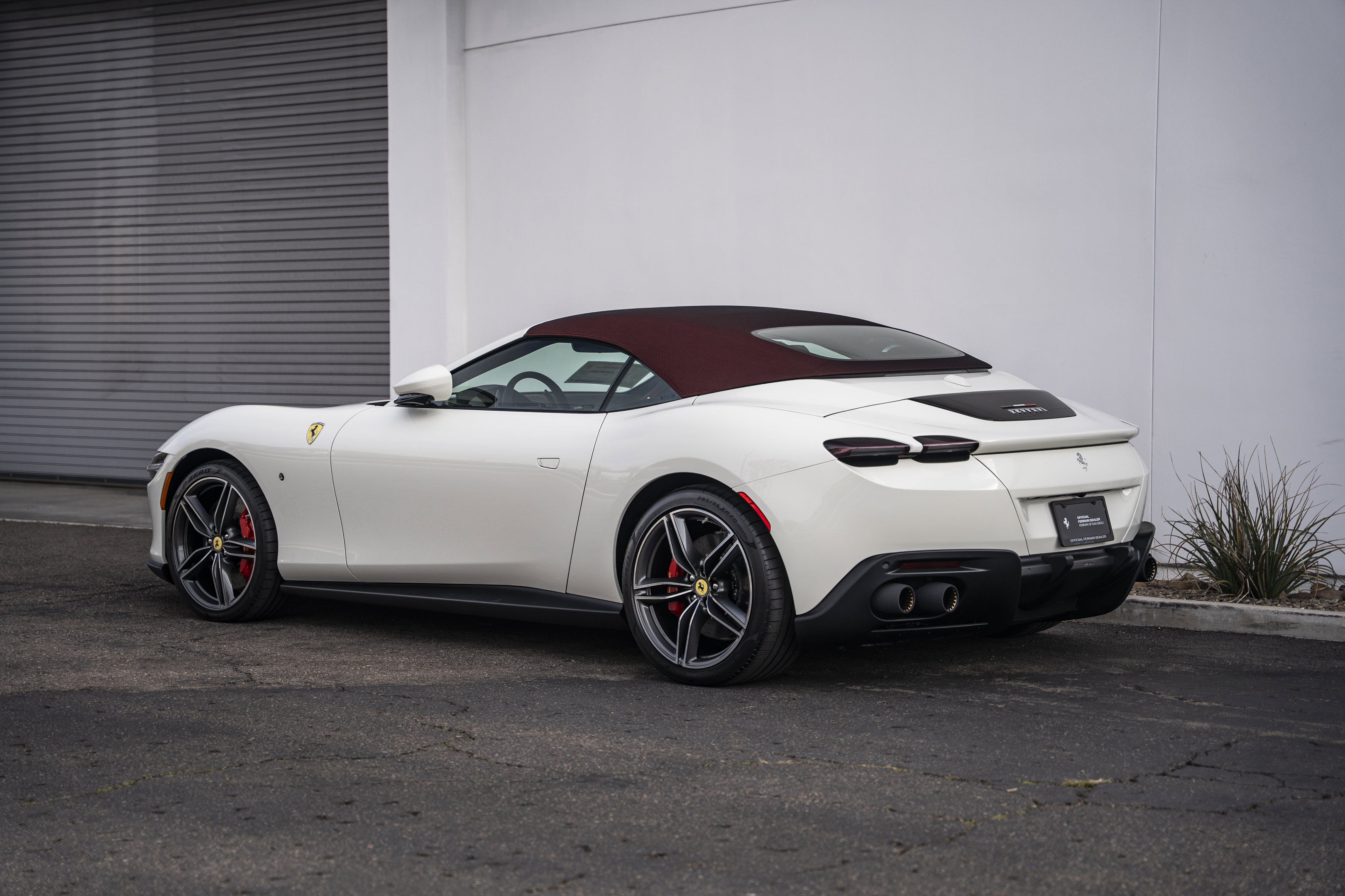 Used 2026 Ferrari Roma Spider RWD image 10