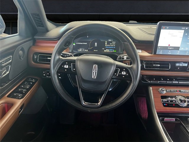Used 2023 Lincoln Aviator Grand Touring image 12