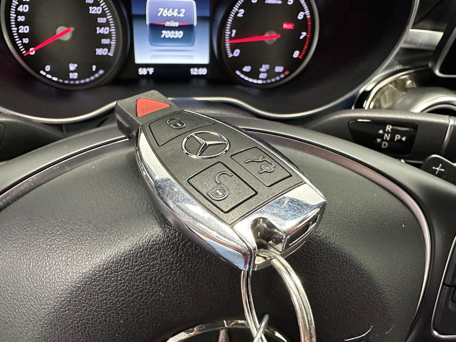 Used 2017 Mercedes-Benz C 300 4MATIC Sedan image 33