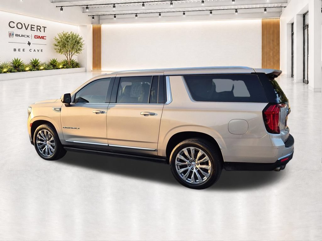 Used 2022 GMC Yukon XL Denali AWD/4WD image 10