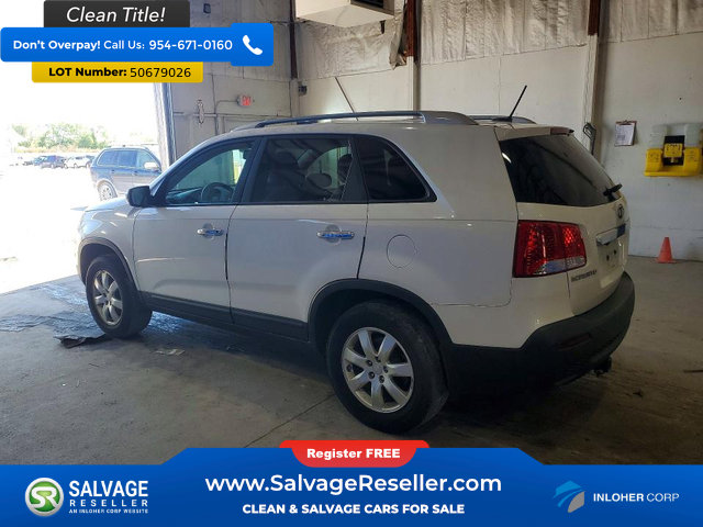 Used 2011 Kia Sorento LX w/ Convenience Pkg FWD image 3
