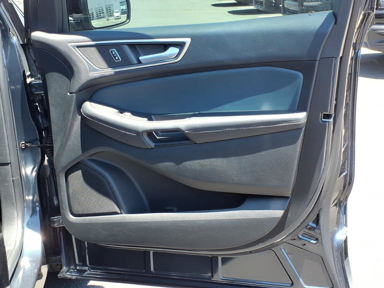 Used 2024 Ford Edge SEL w/ Sport Appearance Package AWD/4WD image 22