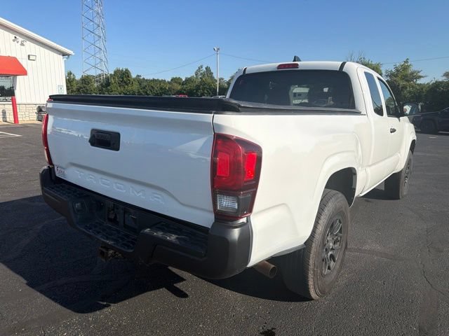 Used 2023 Toyota Tacoma SR AWD/4WD image 7