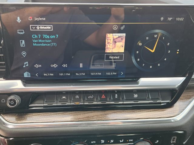 Used 2023 Chevrolet Silverado 1500 LT AWD/4WD image 16