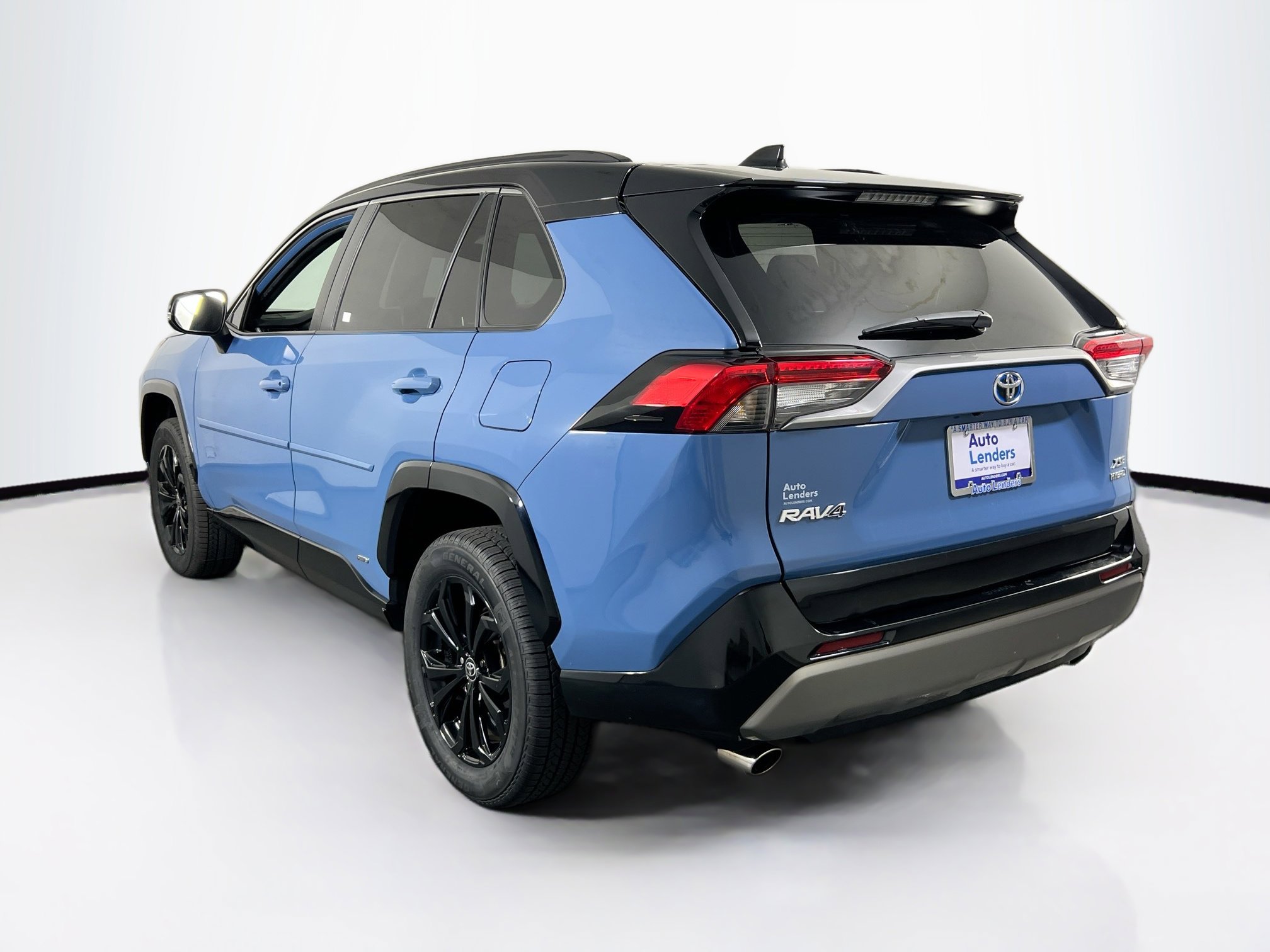 Used 2022 Toyota RAV4 XSE w/ XSE Grade Weather Package AWD/4WD image 7