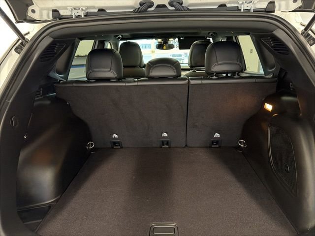 Used 2023 Jeep Compass Latitude w/ Sun and Sound Group image 15