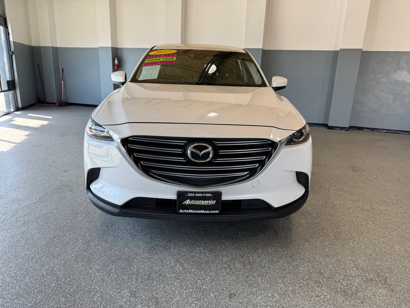 Used 2017 MAZDA CX-9 Touring FWD image 2