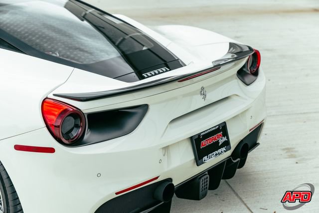 Used 2018 Ferrari 488 GTB RWD image 39