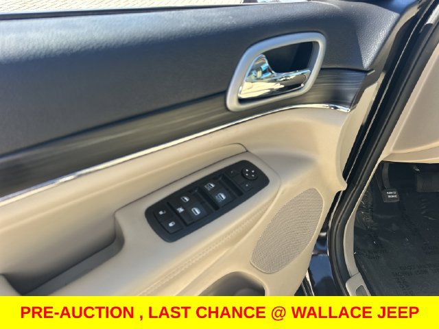 Certified 2020 Jeep Grand Cherokee Limited AWD/4WD image 16