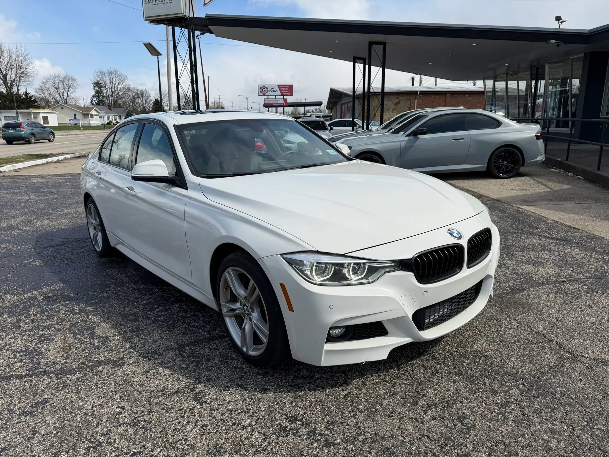 Used 2018 BMW 340i xDrive 340i xDrive Sedan 4D w/ Premium Package image 10