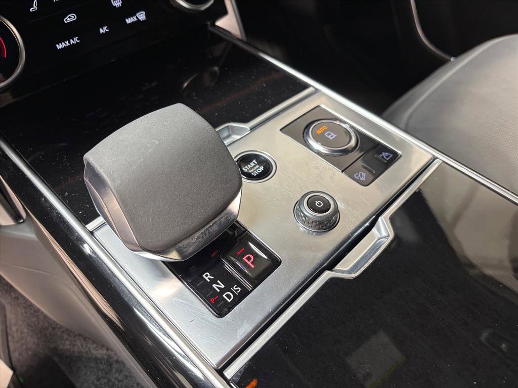 Used 2023 Land Rover Range Rover SE image 15