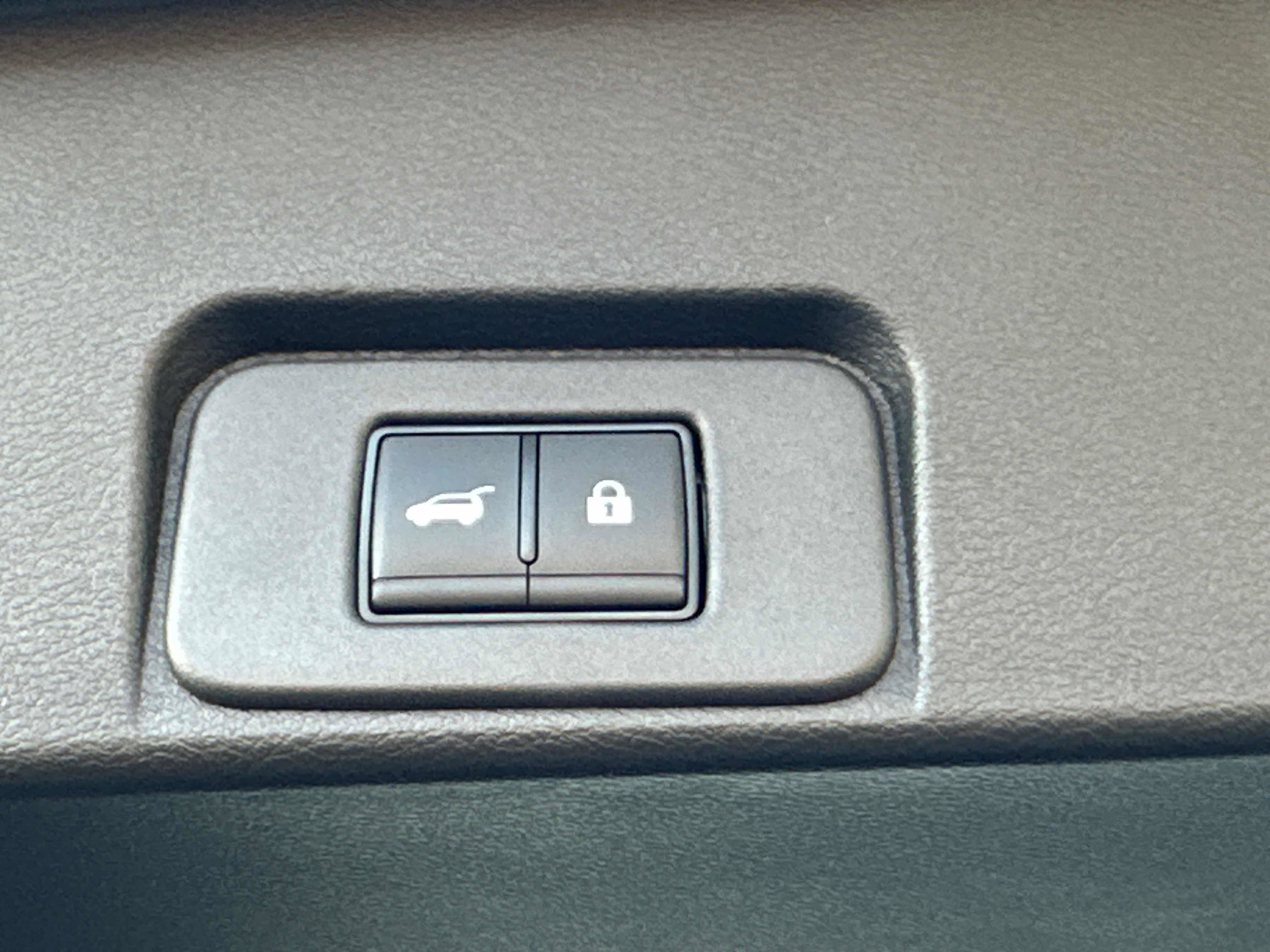 New 2026 Nissan Rogue Platinum w/ Platinum Premium Package image 18