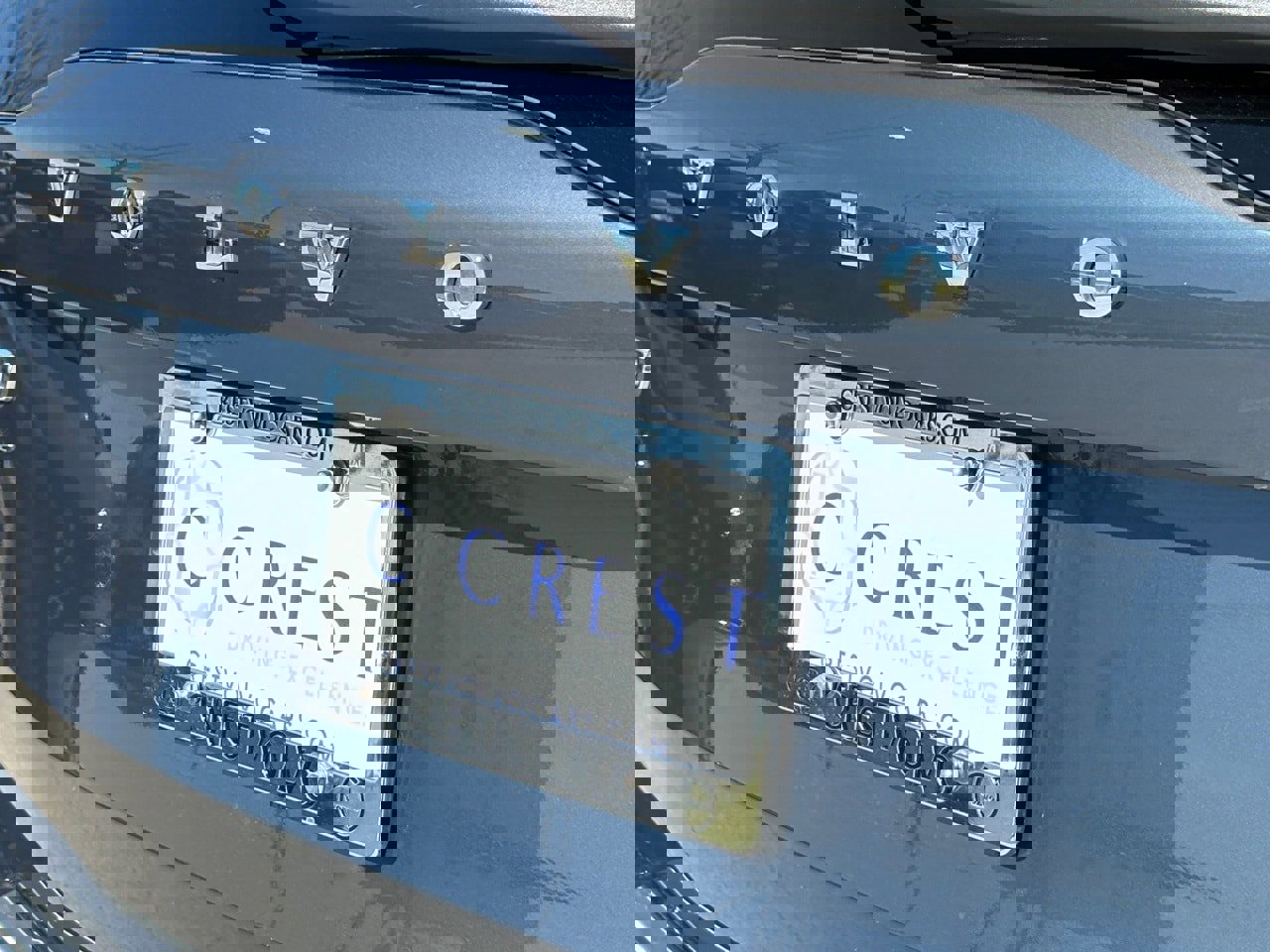 Certified 2024 Volvo XC90 B6 Plus w/ Protection Package Premier image 9