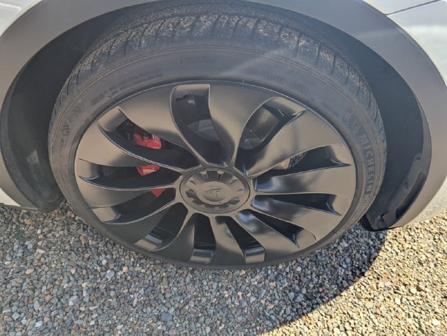 Used 2023 Tesla Model Y Performance AWD/4WD image 8