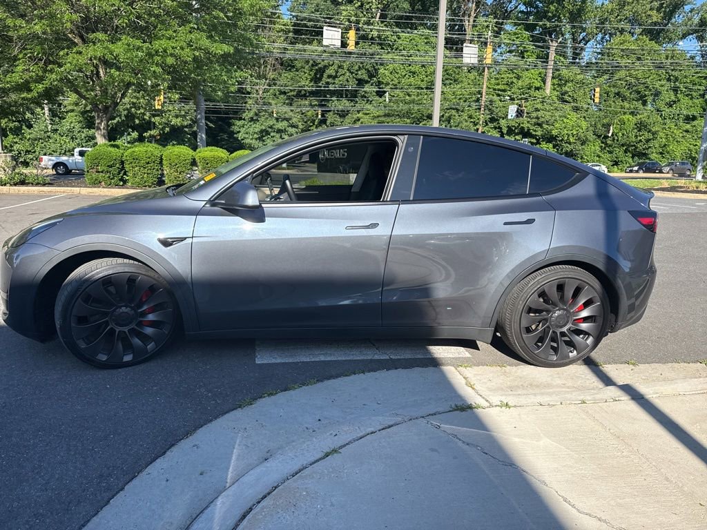 Used 2023 Tesla Model Y Performance AWD/4WD image 4