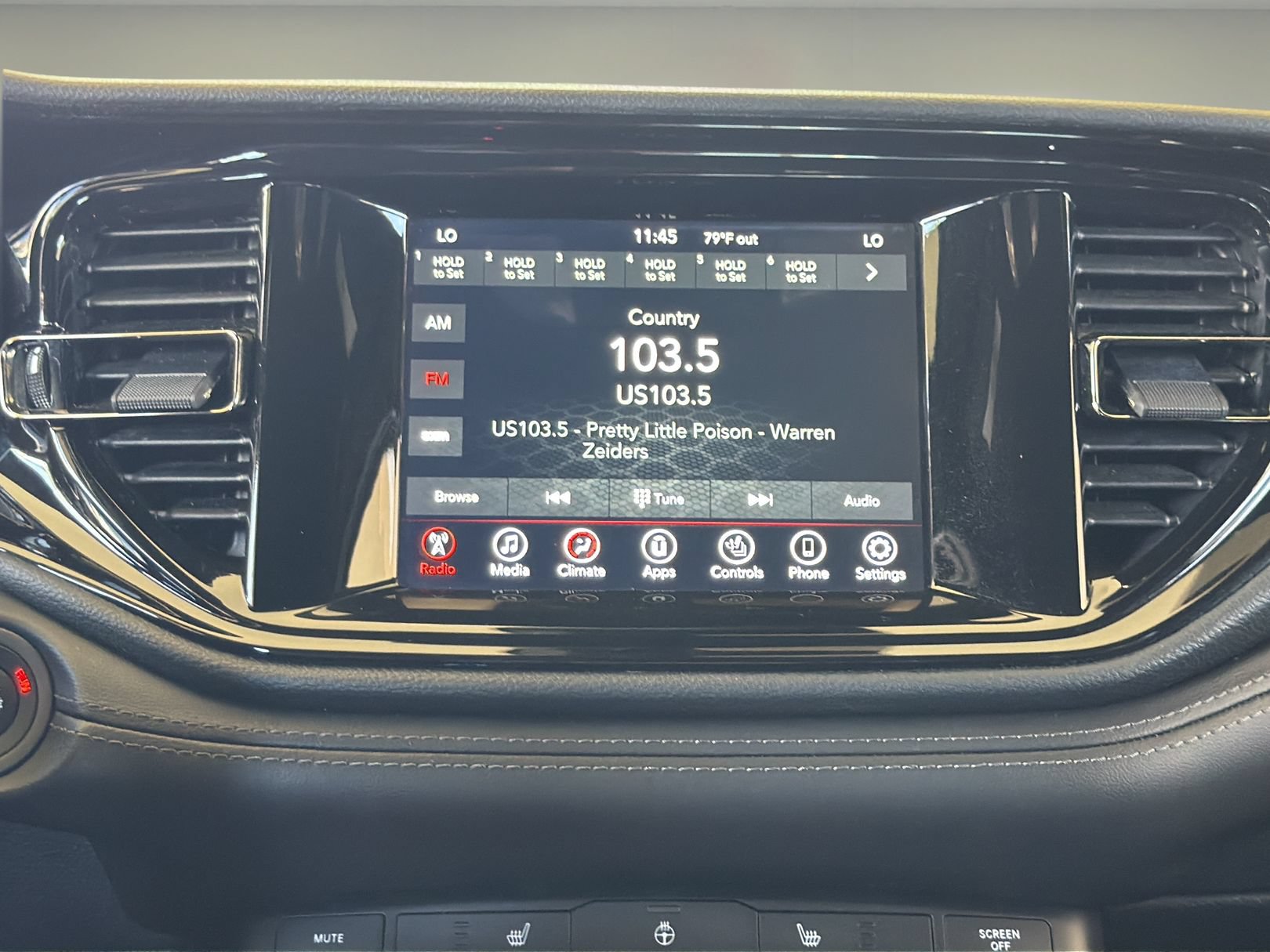 Used 2022 Dodge Durango GT AWD/4WD image 17