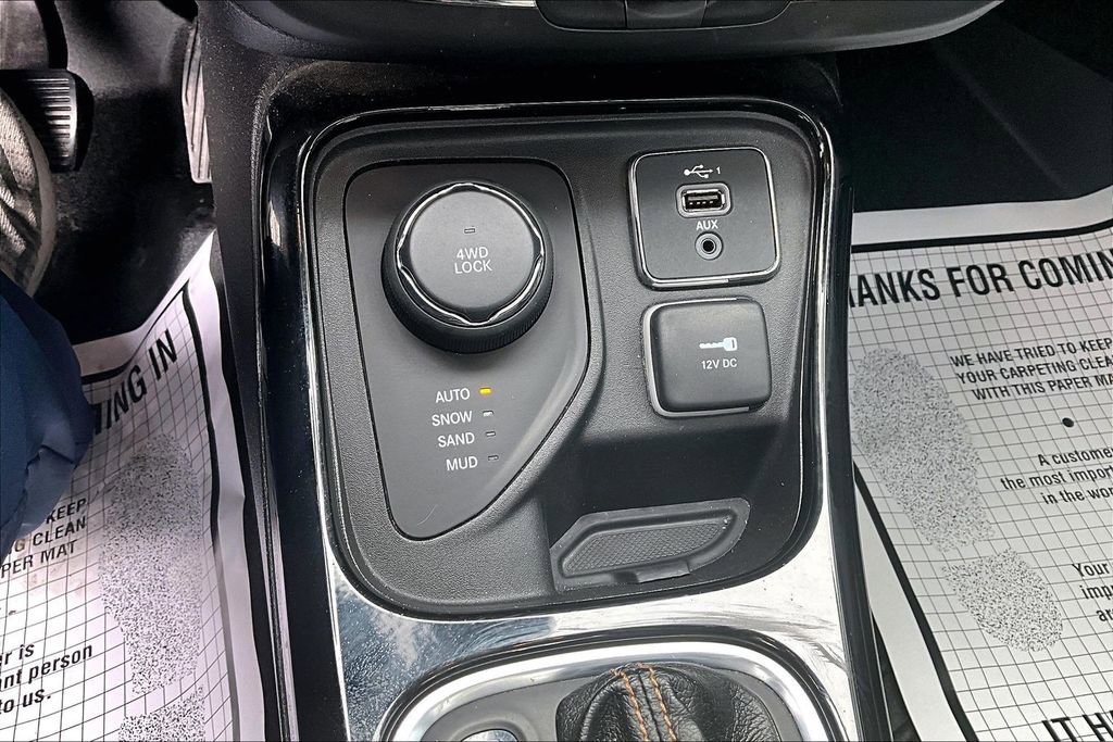 Used 2020 Jeep Compass Limited image 33