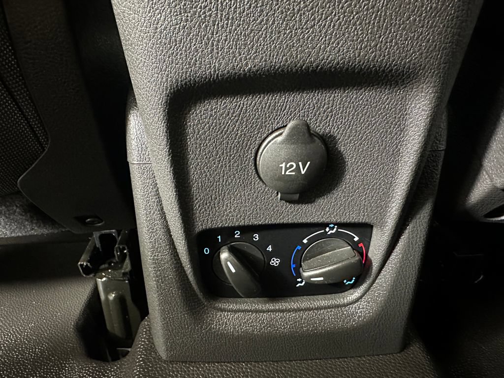 Used 2017 Ford Transit Connect XL FWD image 21