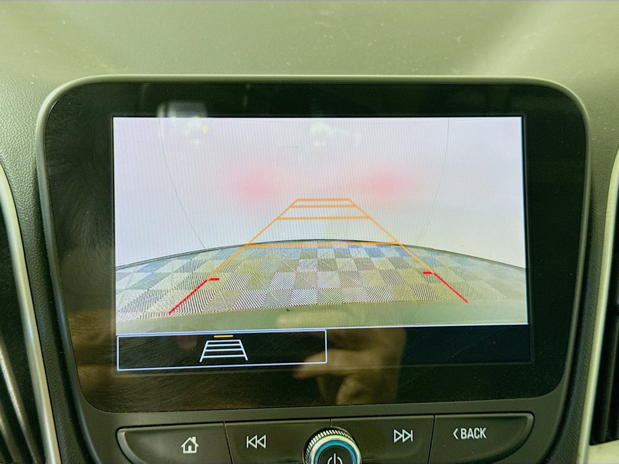 Used 2023 Chevrolet Malibu LS FWD image 19