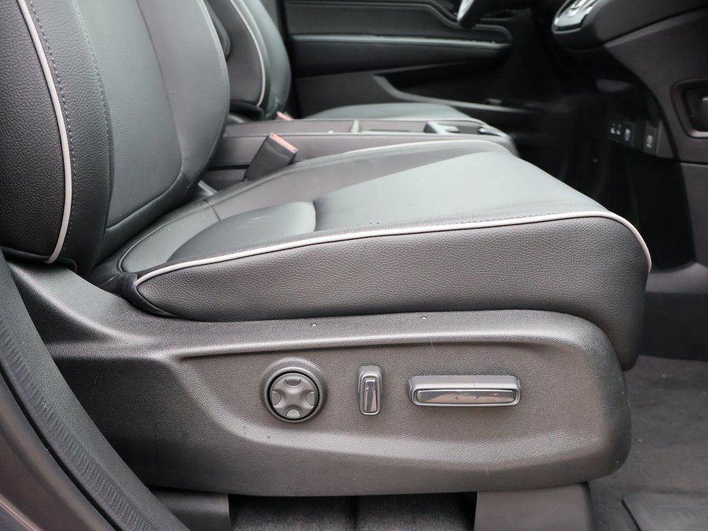 New 2026 Honda Odyssey Touring image 10