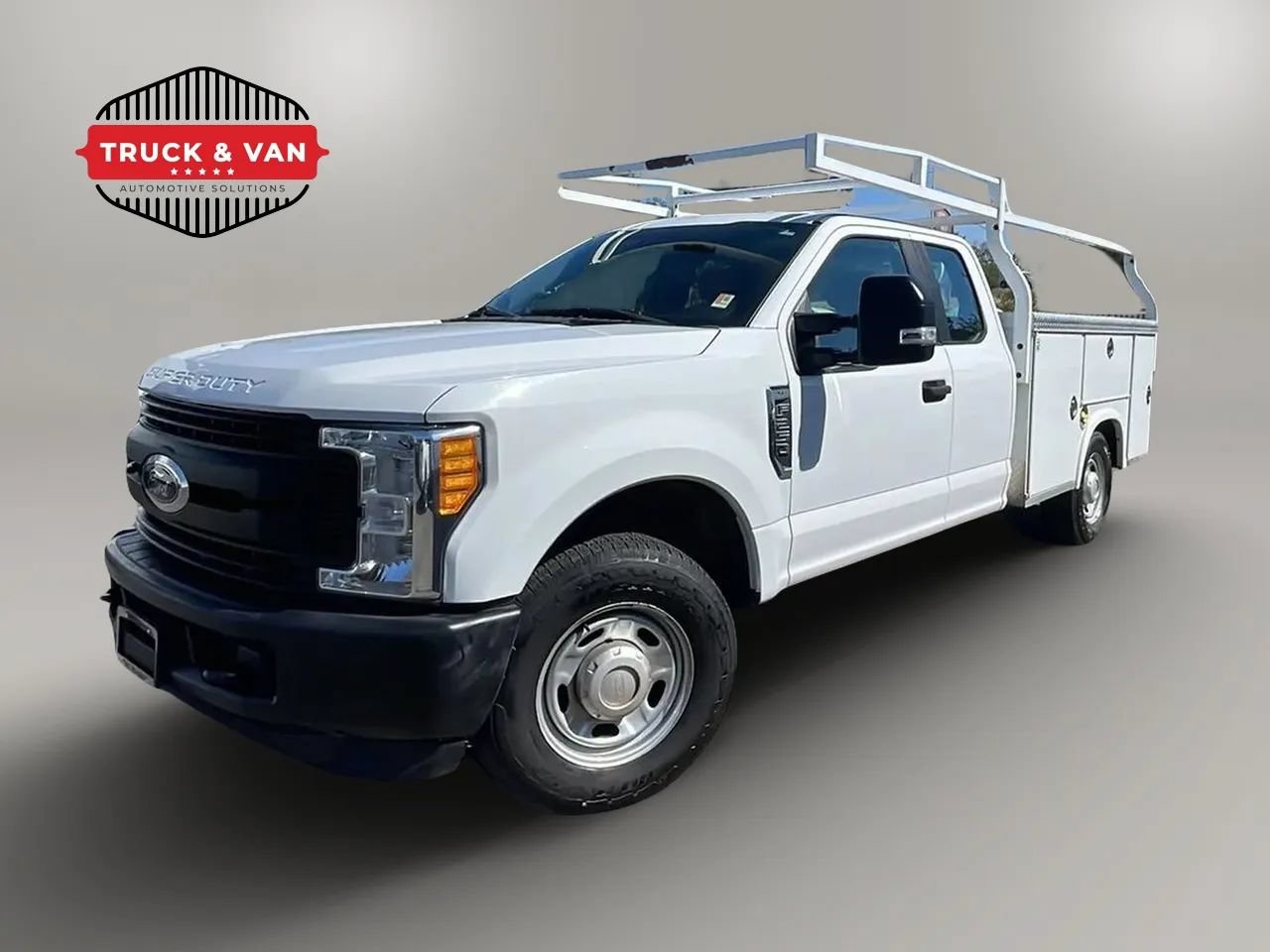 Used 2017 Ford F250 XL w/ Power Equipment Group RWD image 1