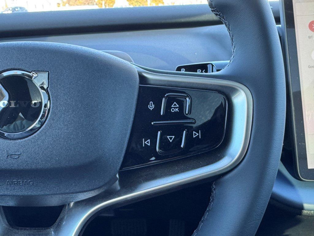 New 2026 Volvo EX30 Plus w/ Protection Package Premier image 26