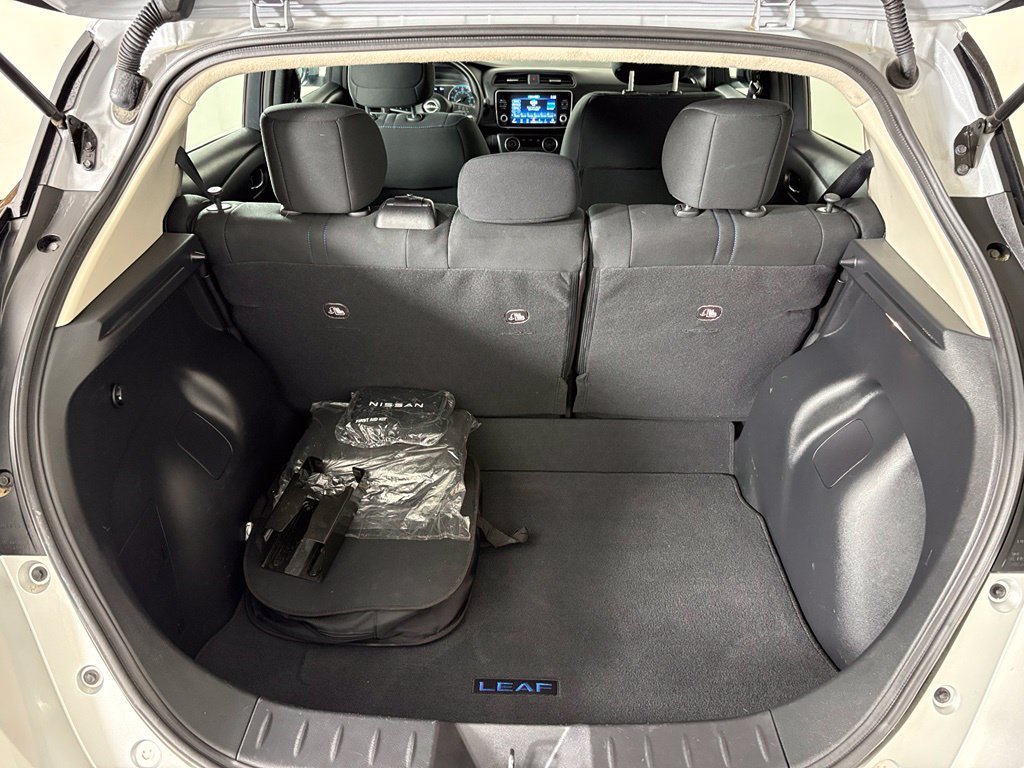 Used 2025 Nissan Leaf S FWD image 36