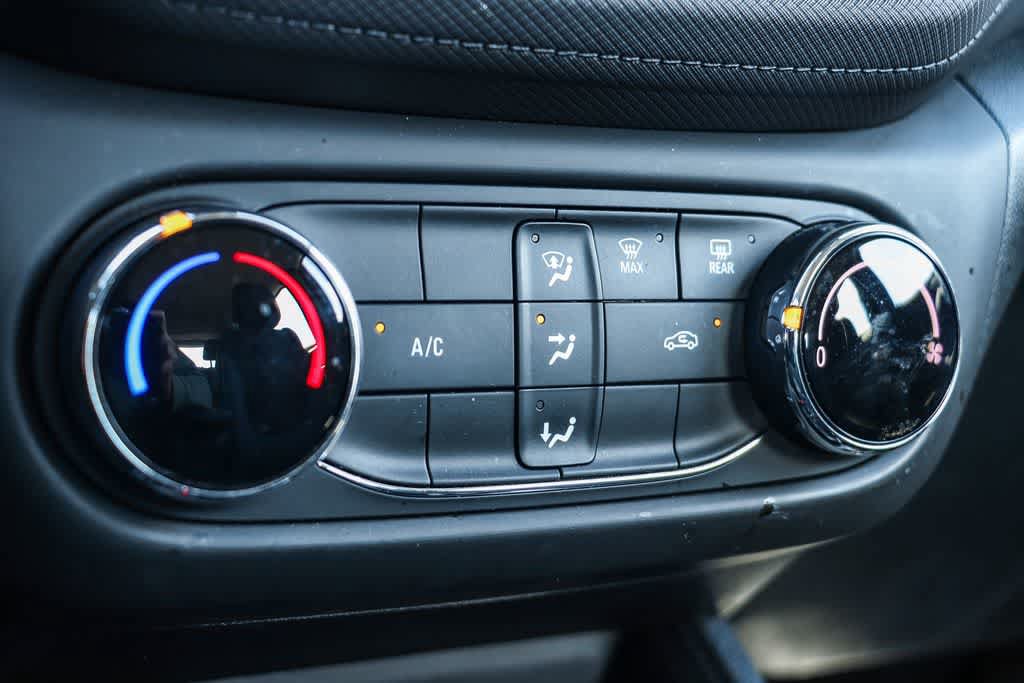 Used 2022 Chevrolet TrailBlazer LS FWD image 21