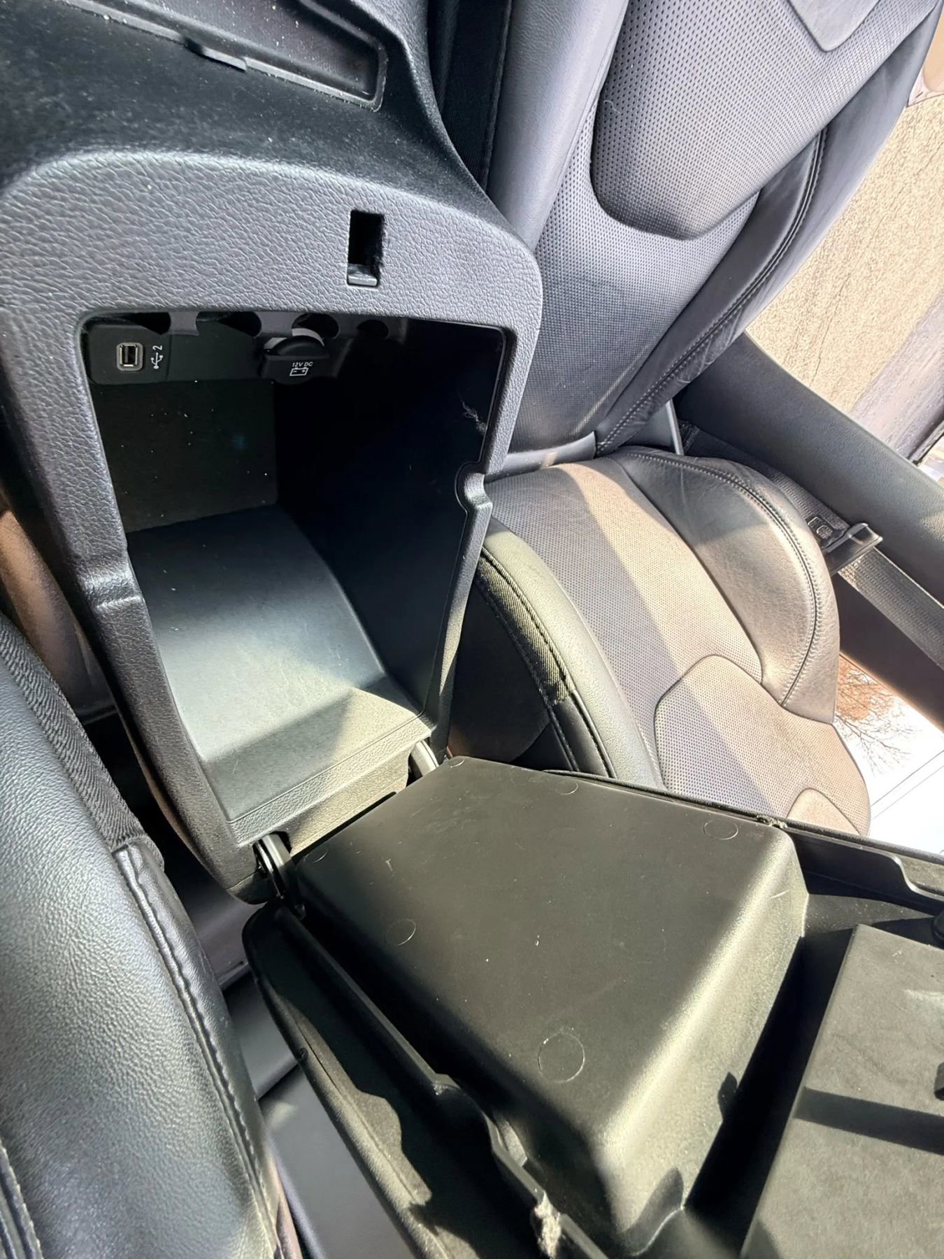 Used 2020 Jeep Cherokee Limited image 63