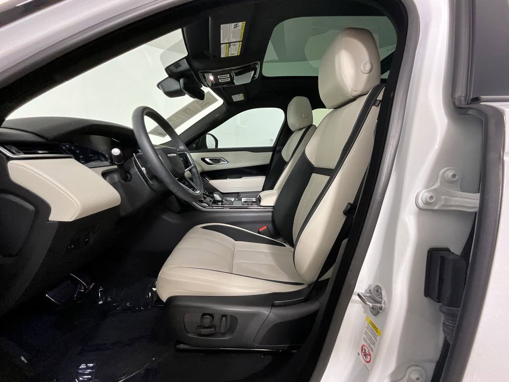 Certified 2023 Land Rover Range Rover Velar R-Dynamic S AWD/4WD image 16