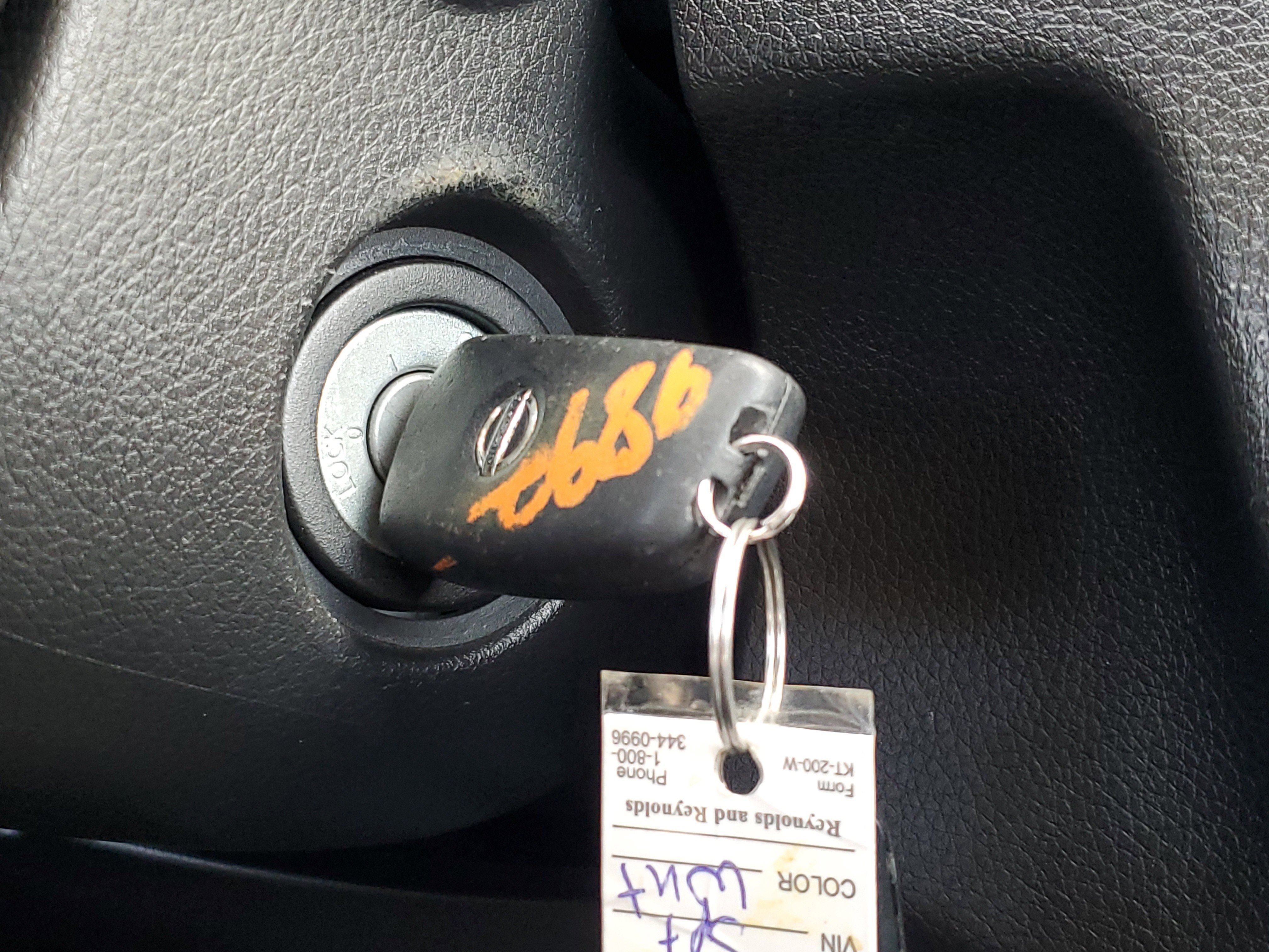 Used 2020 Nissan Rogue Sport S image 26