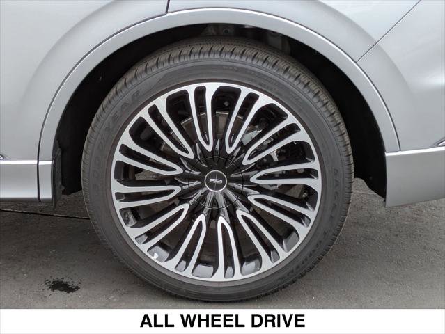 Used 2023 Lincoln Aviator Black Label w/ Dynamic Handling Package AWD/4WD image 9