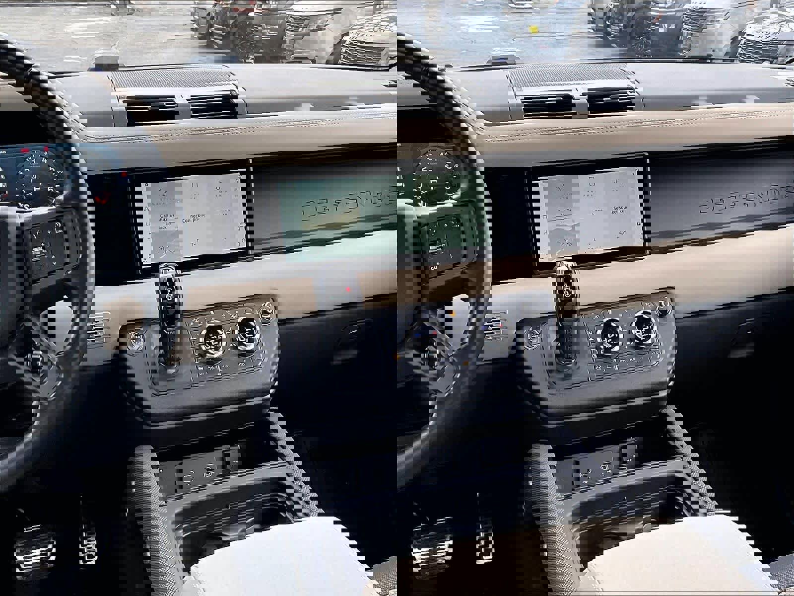 Used 2022 Land Rover Defender 110 X-Dynamic SE image 8