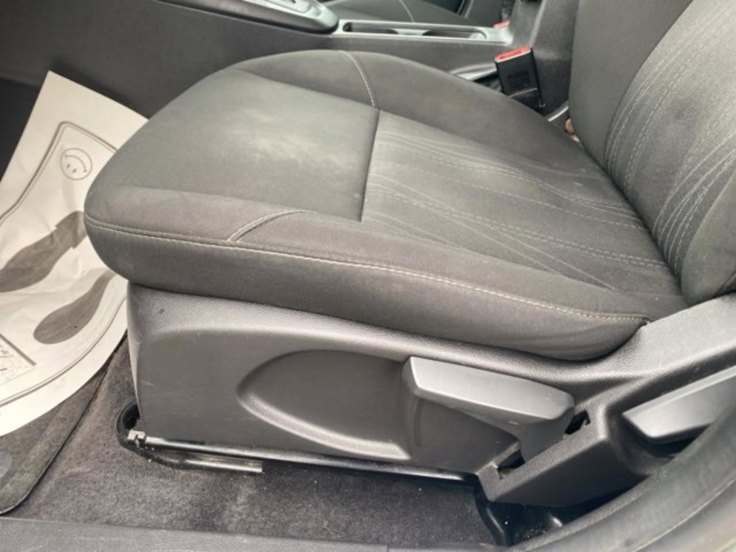 Used 2017 Ford Focus SE image 15