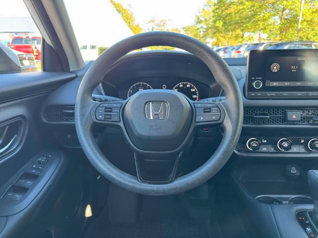 Used 2023 Honda HR-V LX image 23