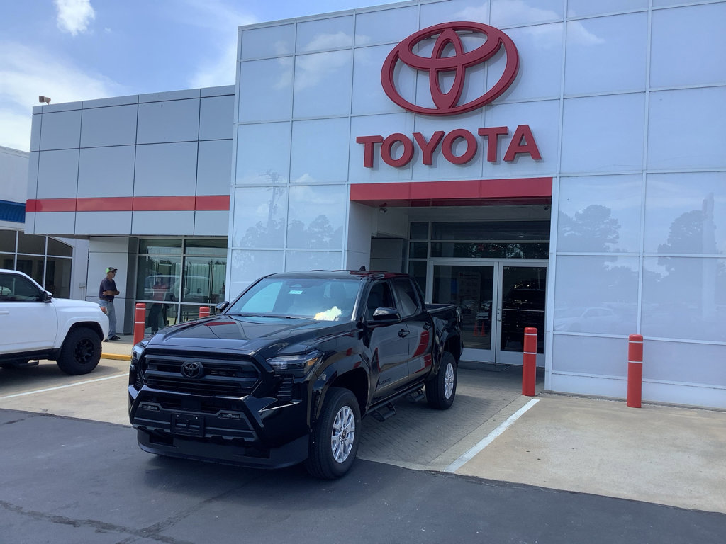New 2025 Toyota Tacoma SR5 image 3