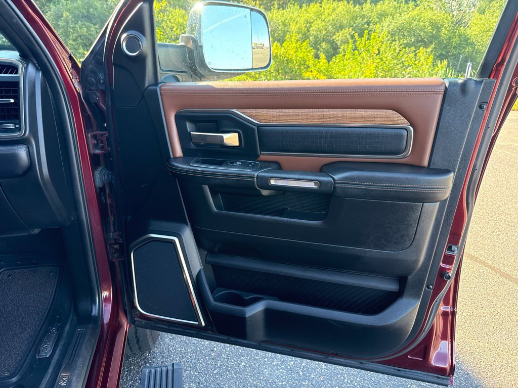 Used 2019 RAM 2500 Limited AWD/4WD image 23