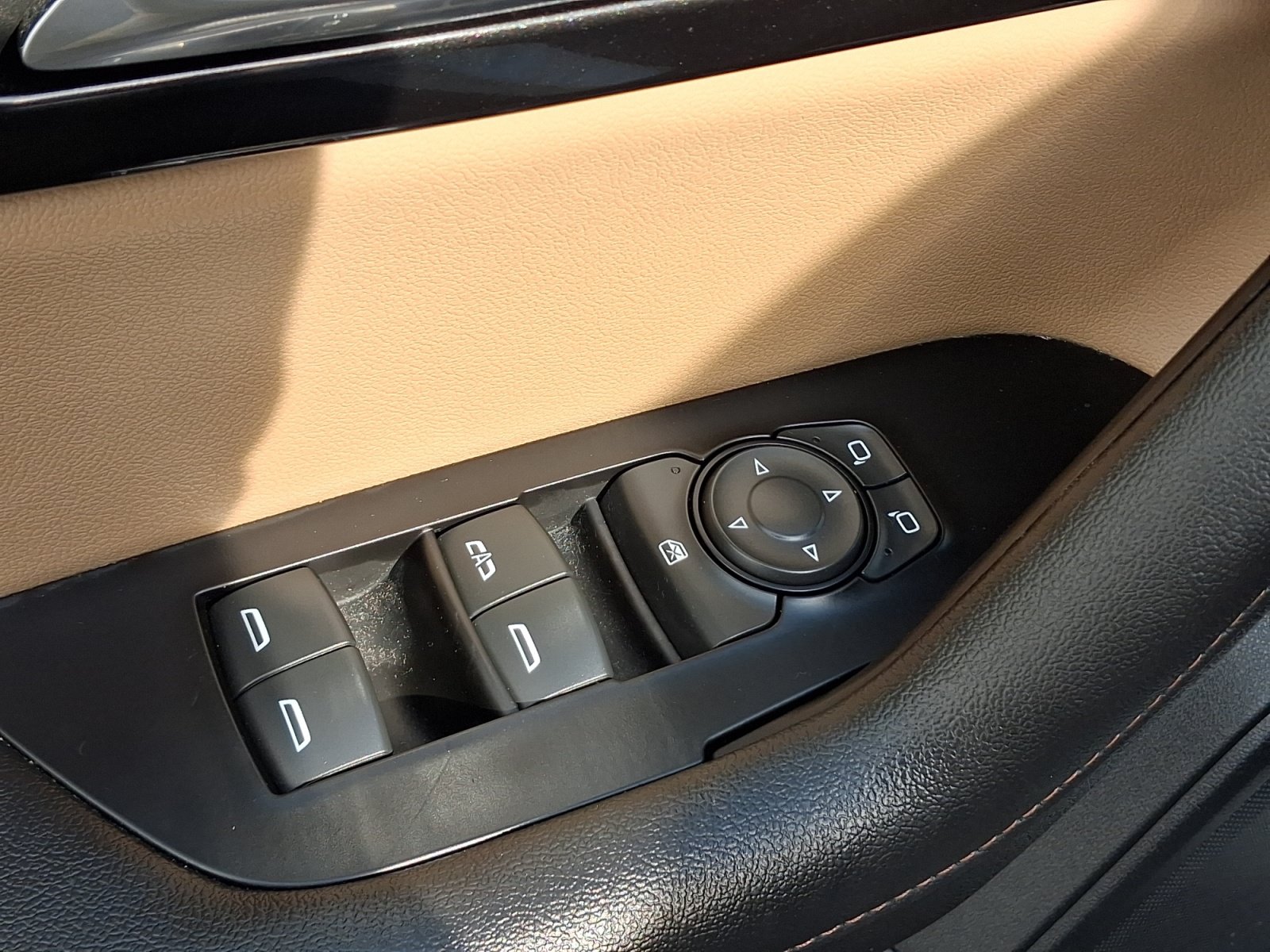 Used 2023 Chevrolet Blazer Premier AWD/4WD image 13
