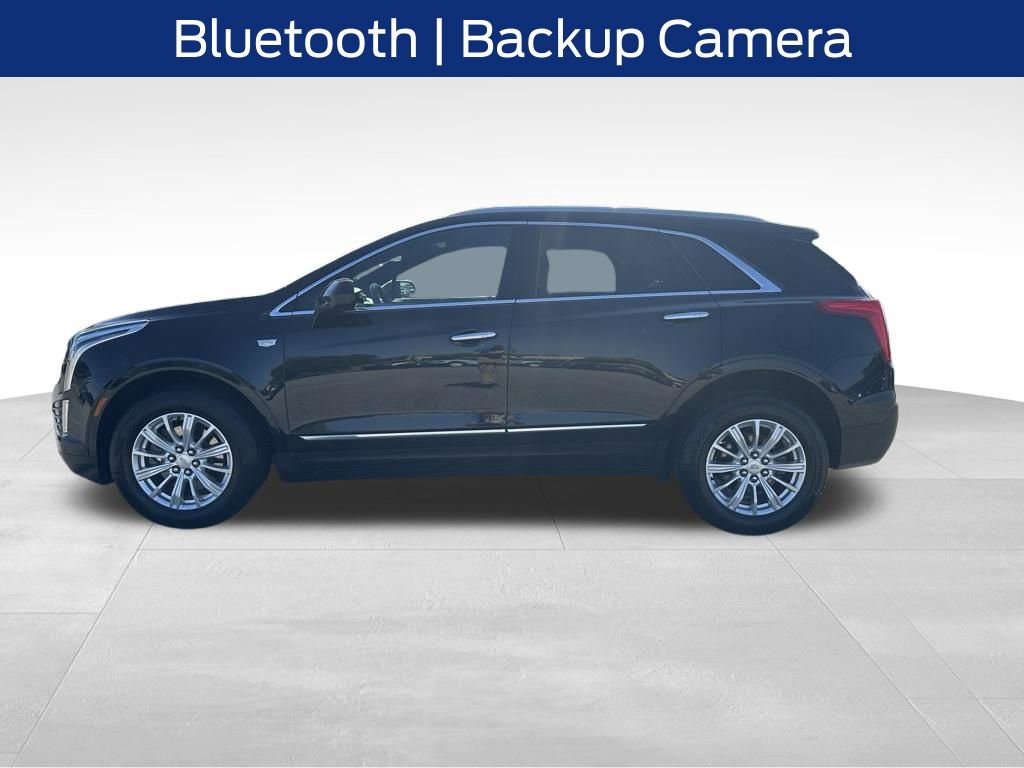 Used 2017 Cadillac XT5 FWD image 2