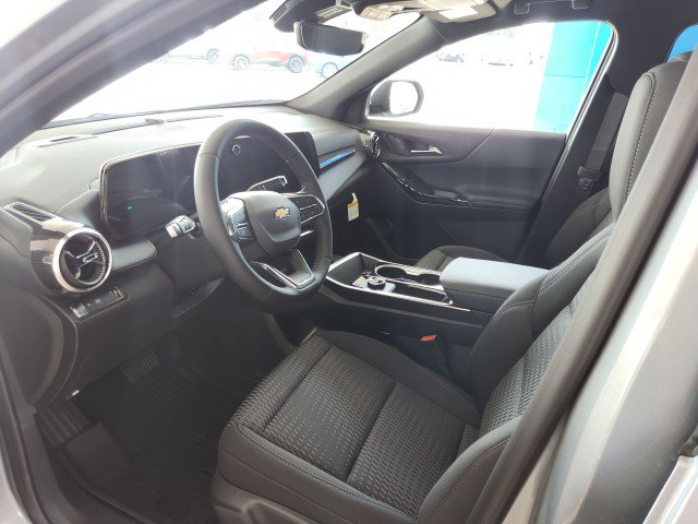 New 2026 Chevrolet Equinox LT w/ Safety and Technology Package image 5