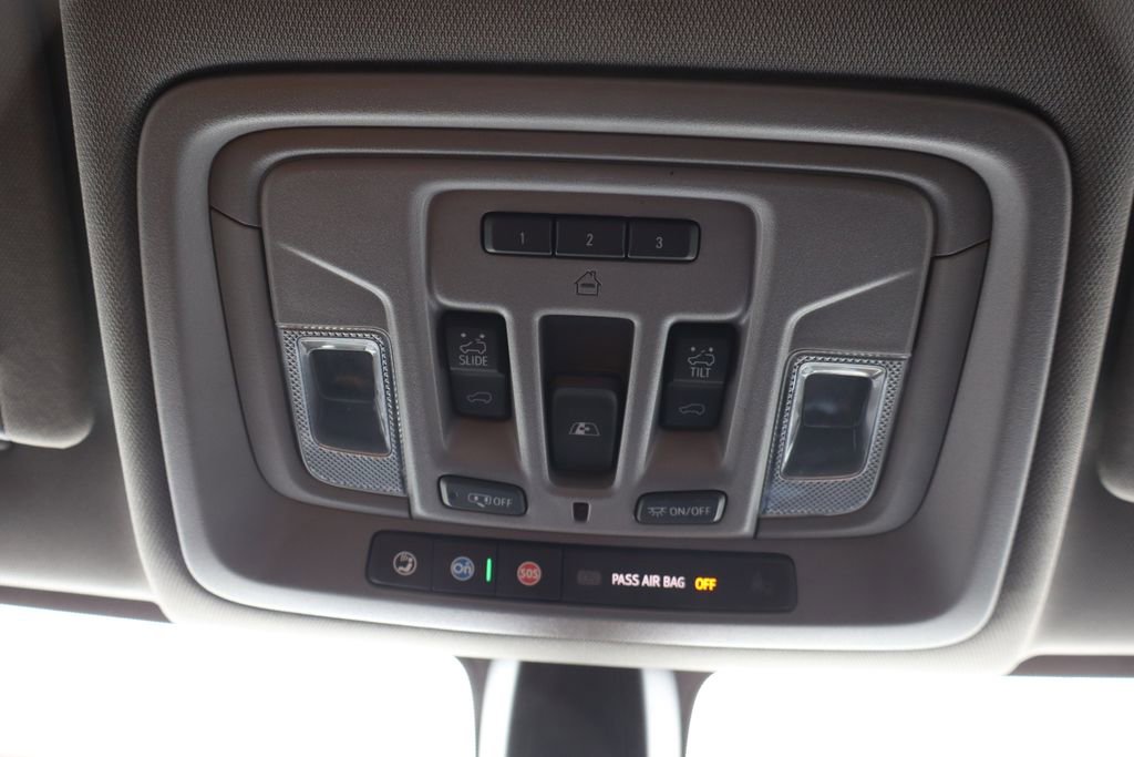 Used 2022 Chevrolet Silverado 1500 LTZ w/ LTZ Convenience Package II image 15