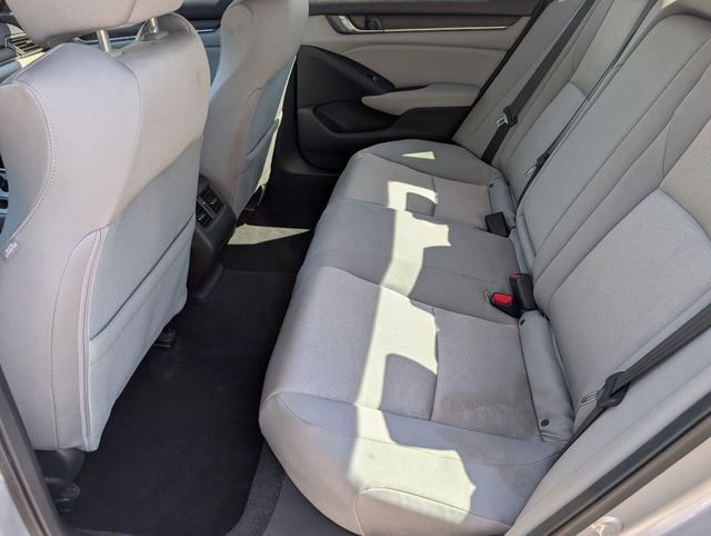Used 2018 Honda Accord EX image 28