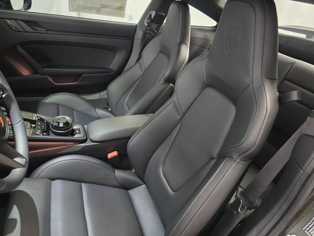 New 2026 Porsche 911 Carrera GTS RWD image 5