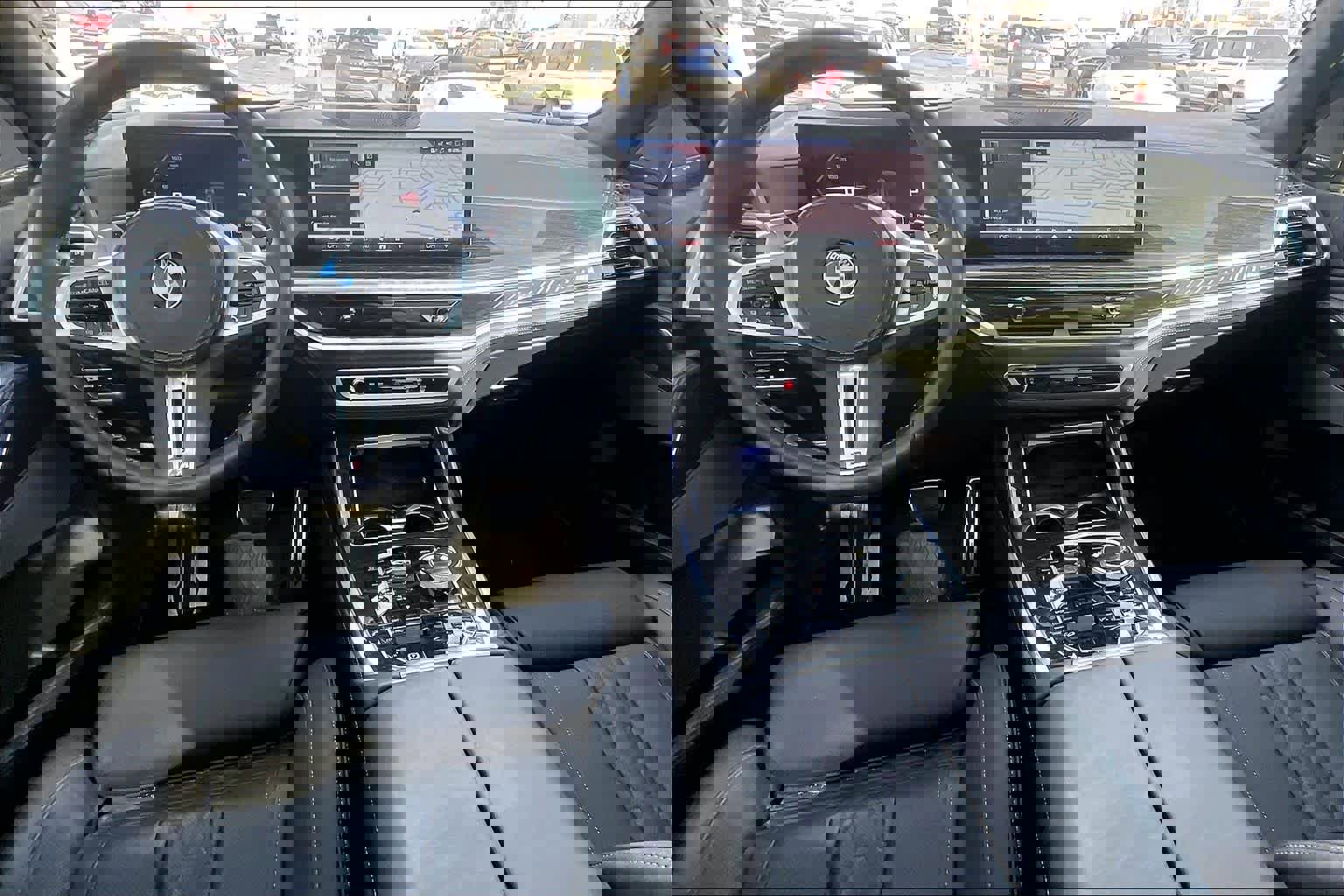 Used 2025 BMW X7 M60i image 17