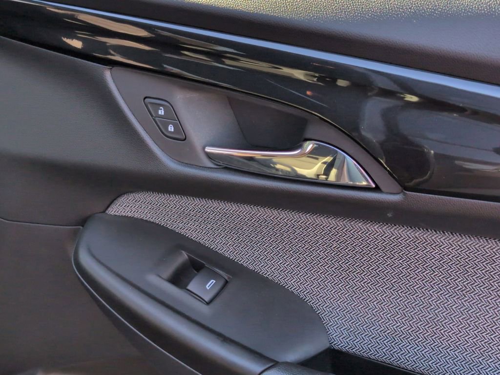 Used 2025 Chevrolet TrailBlazer LT image 34