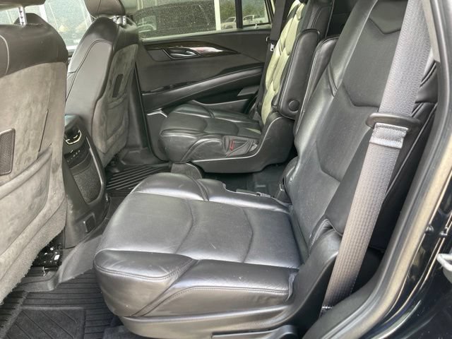 Used 2019 Cadillac Escalade Platinum AWD/4WD image 14