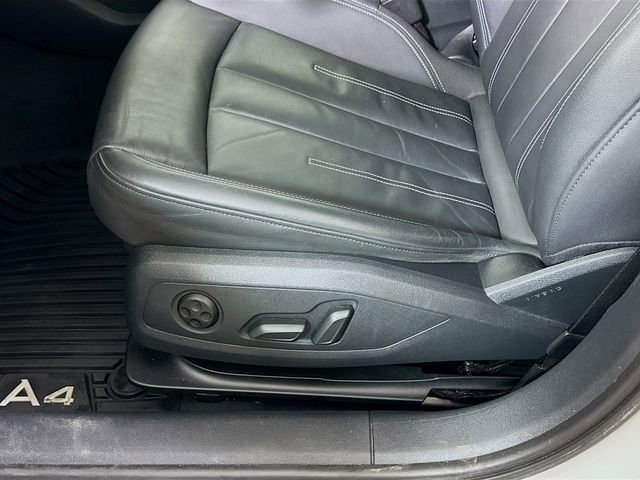 Used 2023 Audi A4 2.0T Premium w/ Convenience Package image 18