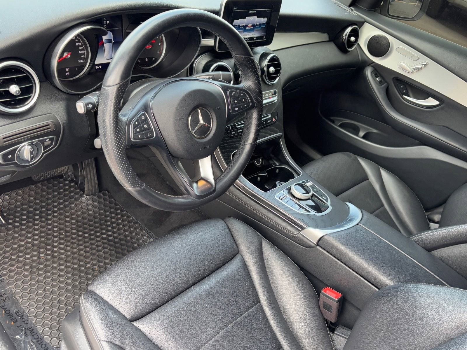 Used 2019 Mercedes-Benz GLC 300 image 16