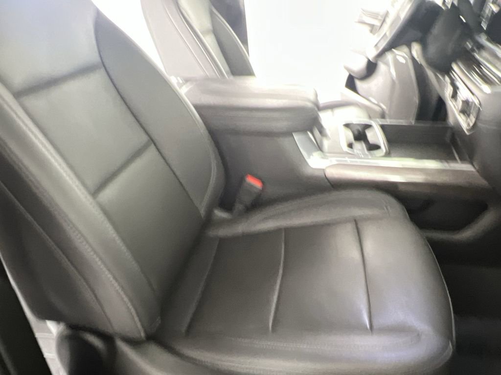 Used 2024 Chevrolet Silverado 3500 LTZ w/ LTZ Plus Package image 26